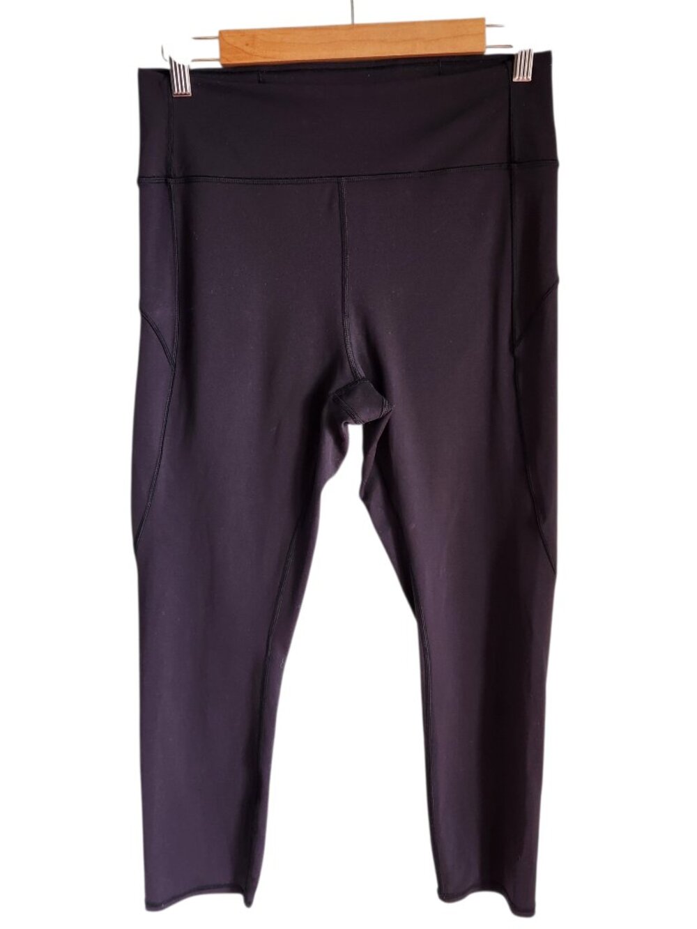 Lululemon Pants 10 Women's Black In Movement Crop 23" Leggings Pocket